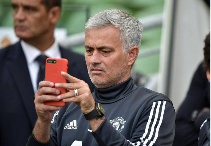 南宫体育 -清晨社区盾传出新动向,皇家马德里更衣室发声,管理层表态——气氛紧张,高层口径保持一致(社区盾杯曼市德比最新消息)