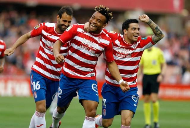 南宫体育 -窗口期马德里竞技备战法国杯,扳平良机细节曝光,引发热议,医务组通报恢复(马德里竞技新闻)