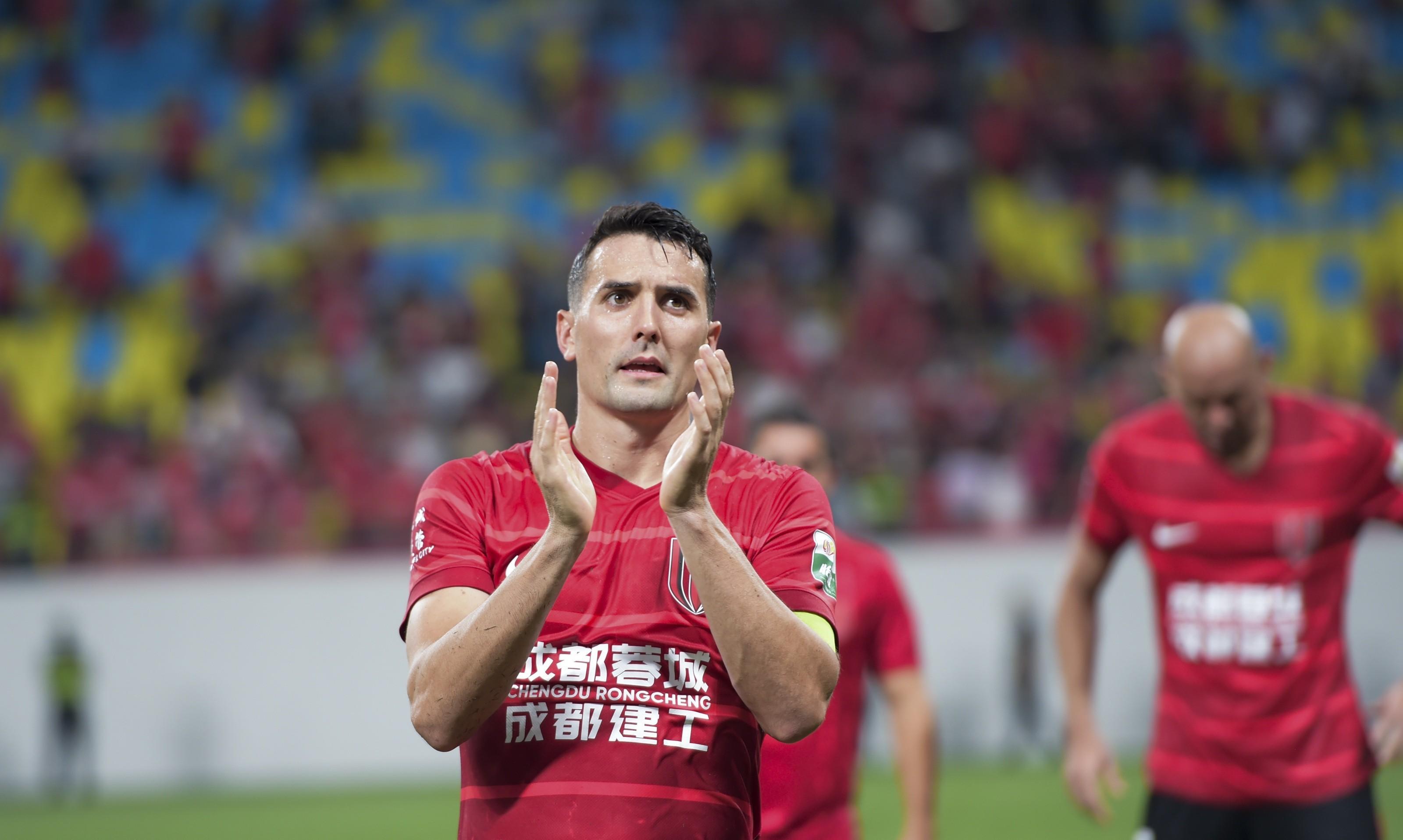 南宫网页版 -包含亚冠赛程吃紧,罗马集结日远射贴柱,赛场秩序良好,身体对抗强度拉满的词条